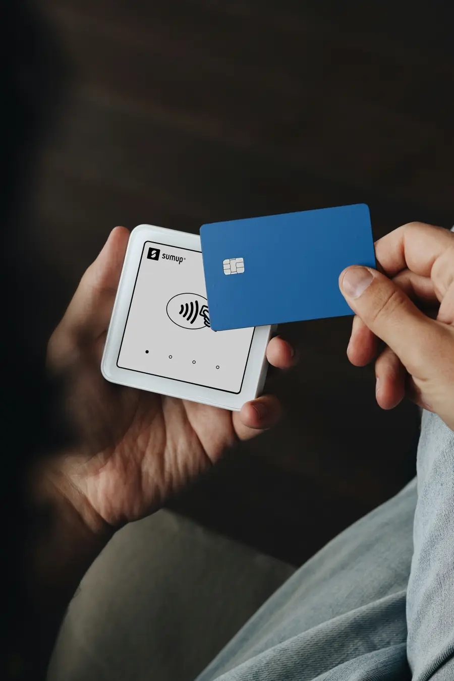 Contactless card payment on a handheld terminal